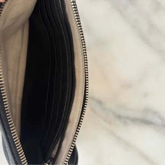 GUCCI BLACK LEATHER CLUTCH - Picture 5 of 6